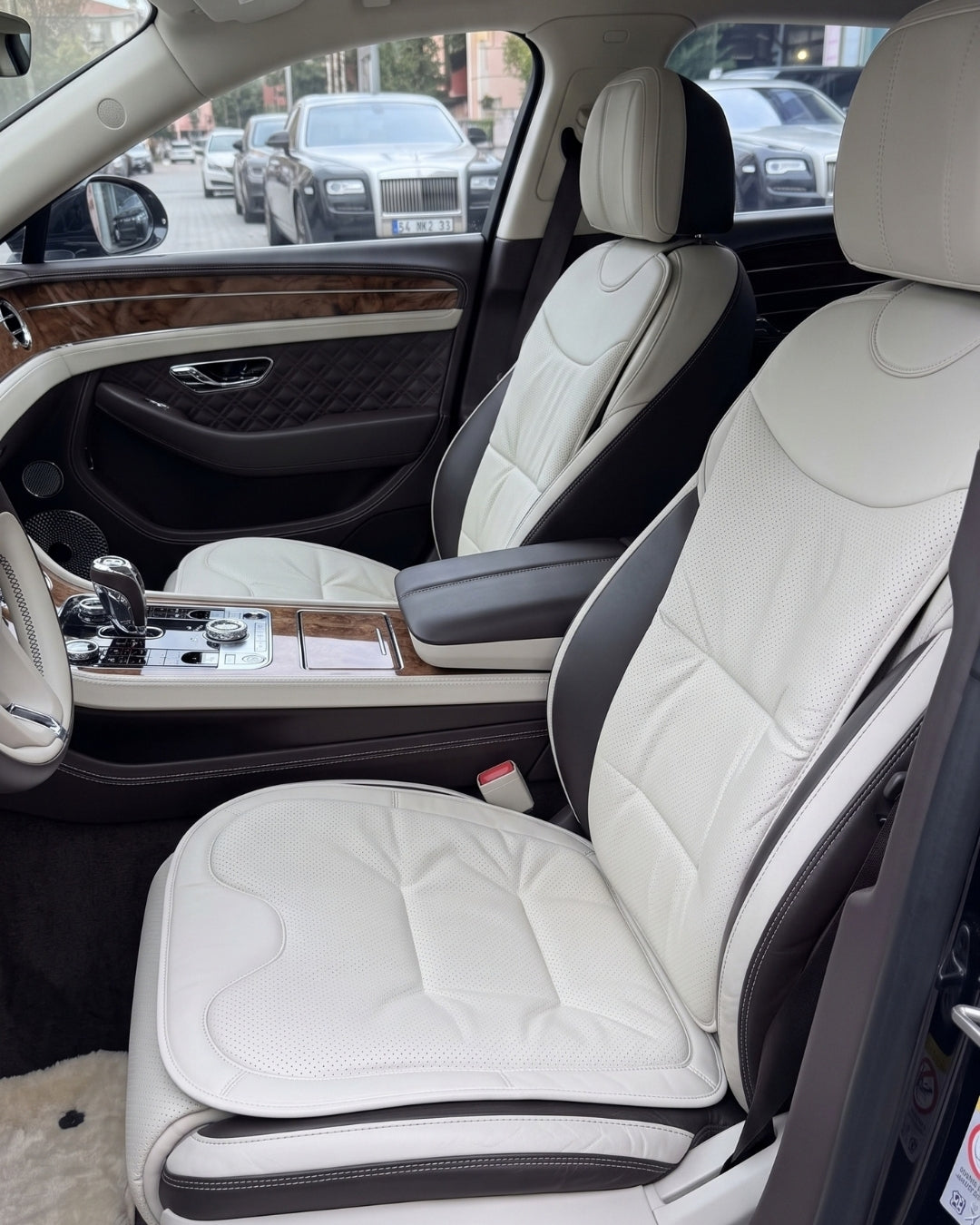 Autocraft Prime™  Premium Delikli Nappa Deri Dokulu Exclusive Koltuk Minderi | Lüks Araç İçi Konfor